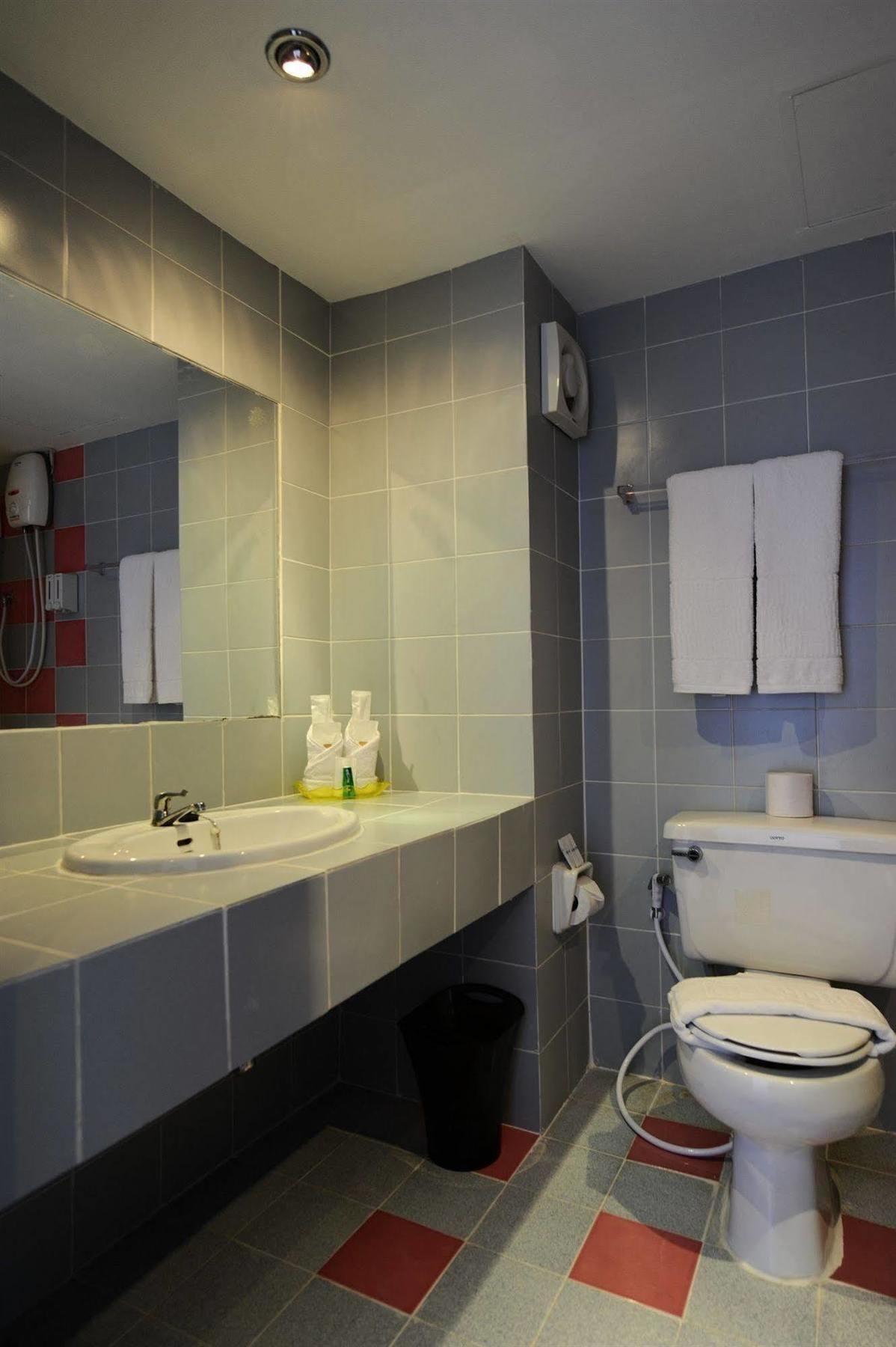 Angket Hip Residence Pattaya Exterior photo