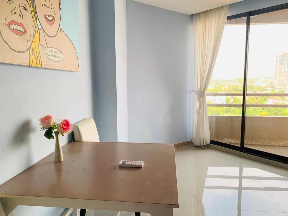 Angket Hip Residence Pattaya Exterior photo